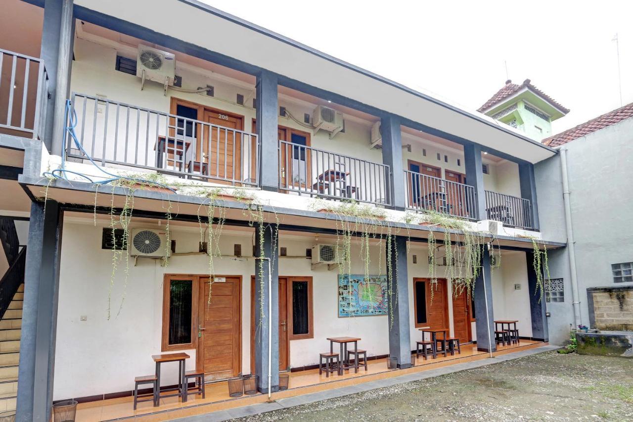 Hotel Wisma Ck Kebumen ภายนอก รูปภาพ