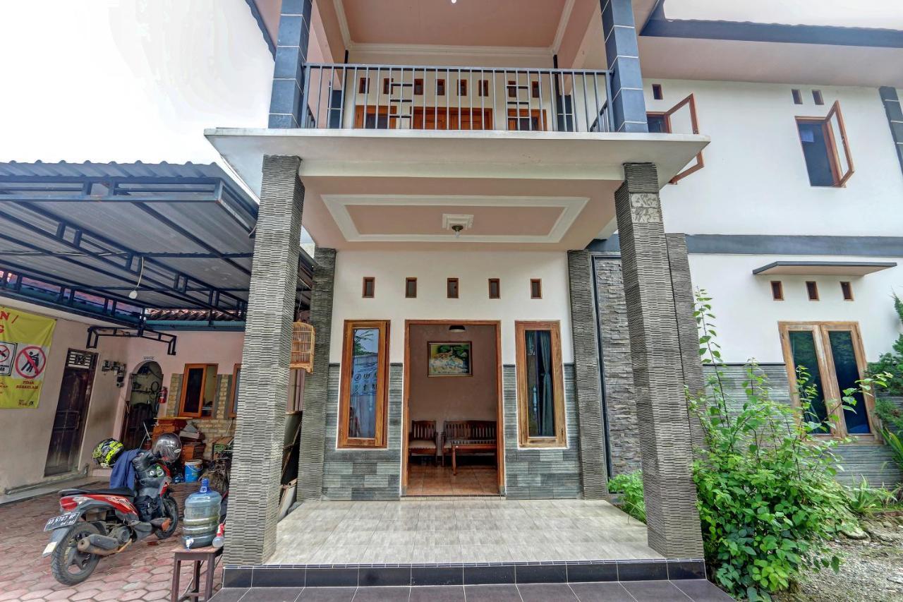 Hotel Wisma Ck Kebumen ภายนอก รูปภาพ