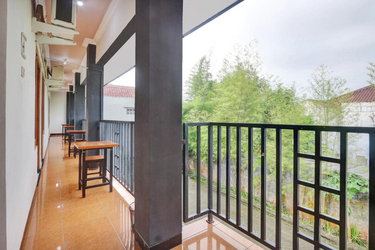 Hotel Wisma Ck Kebumen ภายนอก รูปภาพ