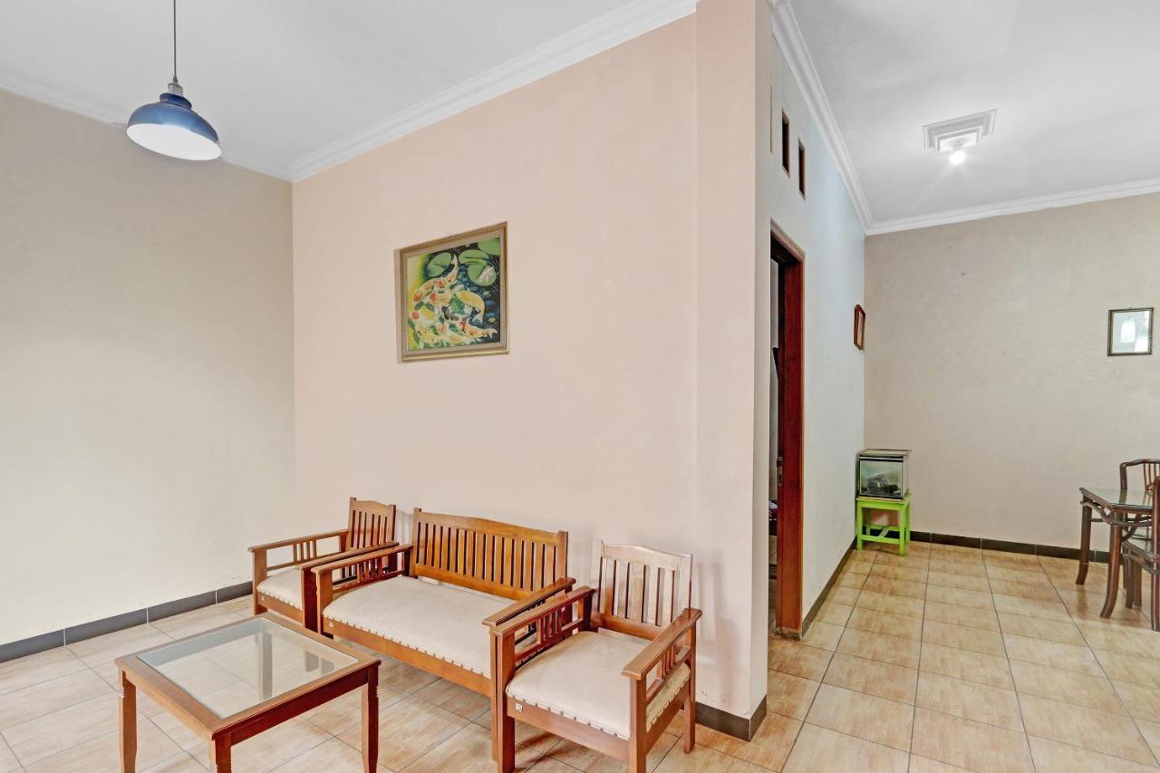 Hotel Wisma Ck Kebumen ภายนอก รูปภาพ