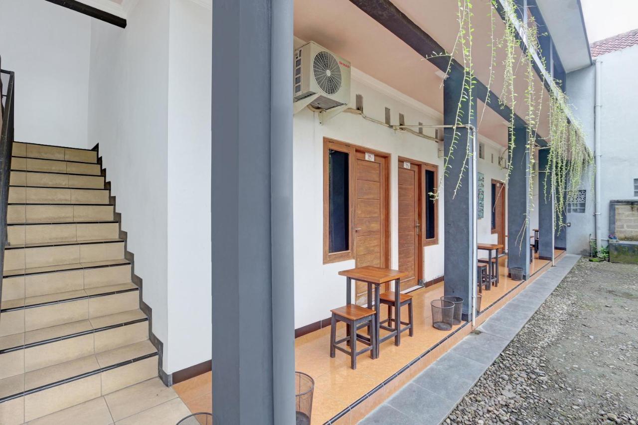 Hotel Wisma Ck Kebumen ภายนอก รูปภาพ